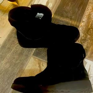 Black Ugg boots EUC